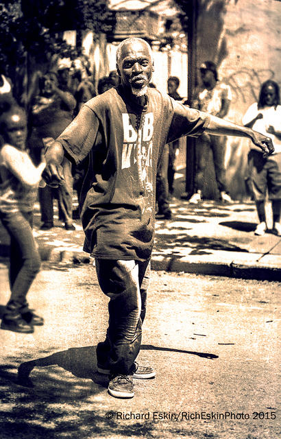 DancingInTheStreet D8E0796BW