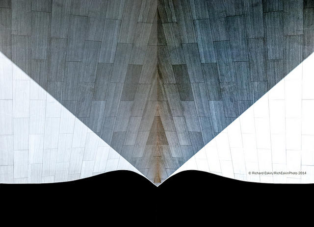 Walls-Masses-Reflection